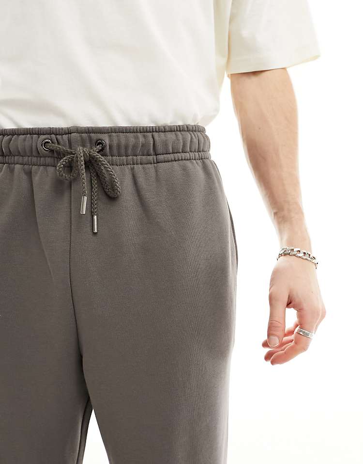 https://images.asos-media.com/products/collusion-joggers-in-charcoal/205413424-3?$n_750w$&wid=750&fit=constrain