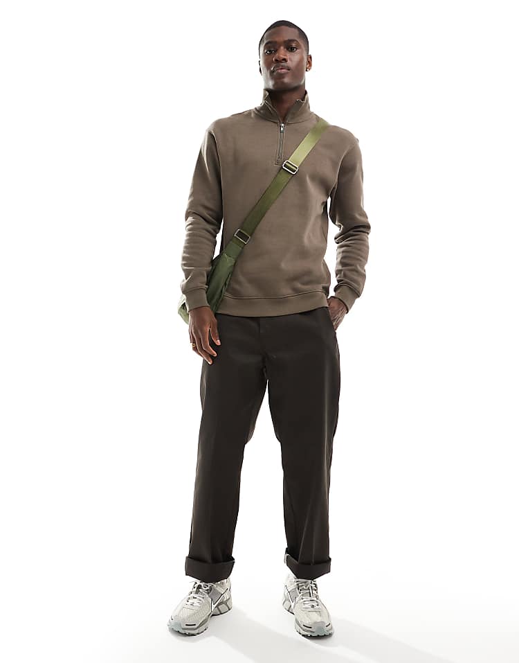 https://images.asos-media.com/products/jack-jones-relaxed-fit-quarter-zip-sweat-in-khaki/206040690-4?$n_750w$&wid=750&fit=constrain