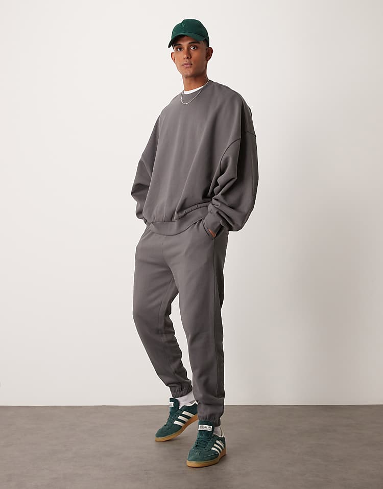https://images.asos-media.com/products/asos-design-essential-tapered-joggers-in-charcoal/207334879-1-darkshadow?$n_750w$&wid=750&fit=constrain