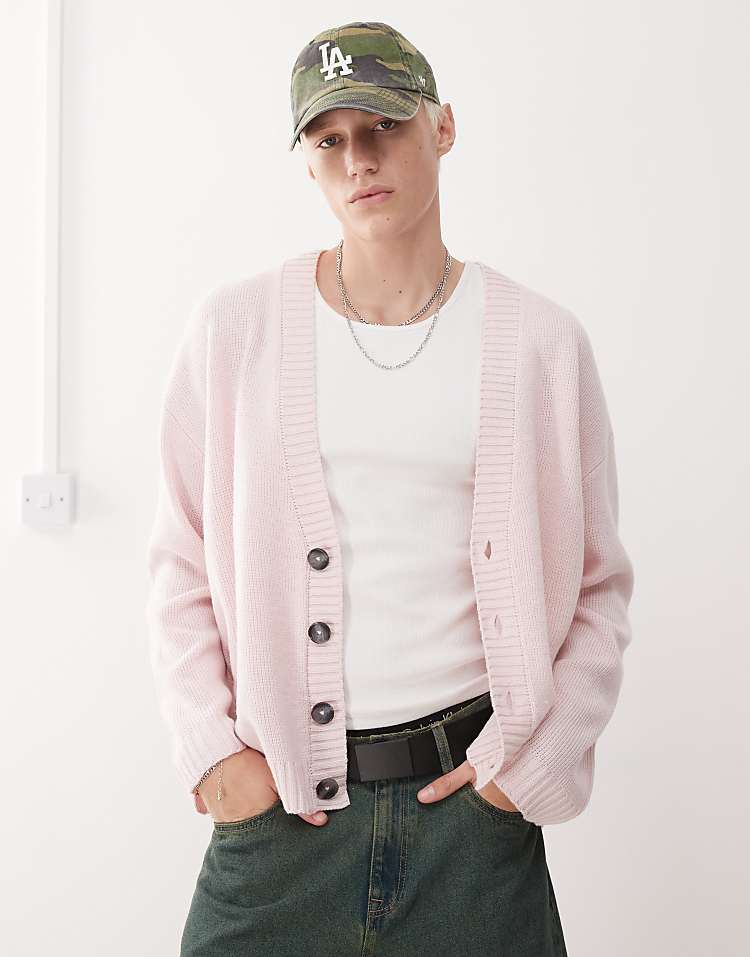 https://images.asos-media.com/products/collusion-v-neck-knitted-cardigan-in-pink/207593320-1-pink?$n_750w$&wid=750&fit=constrain