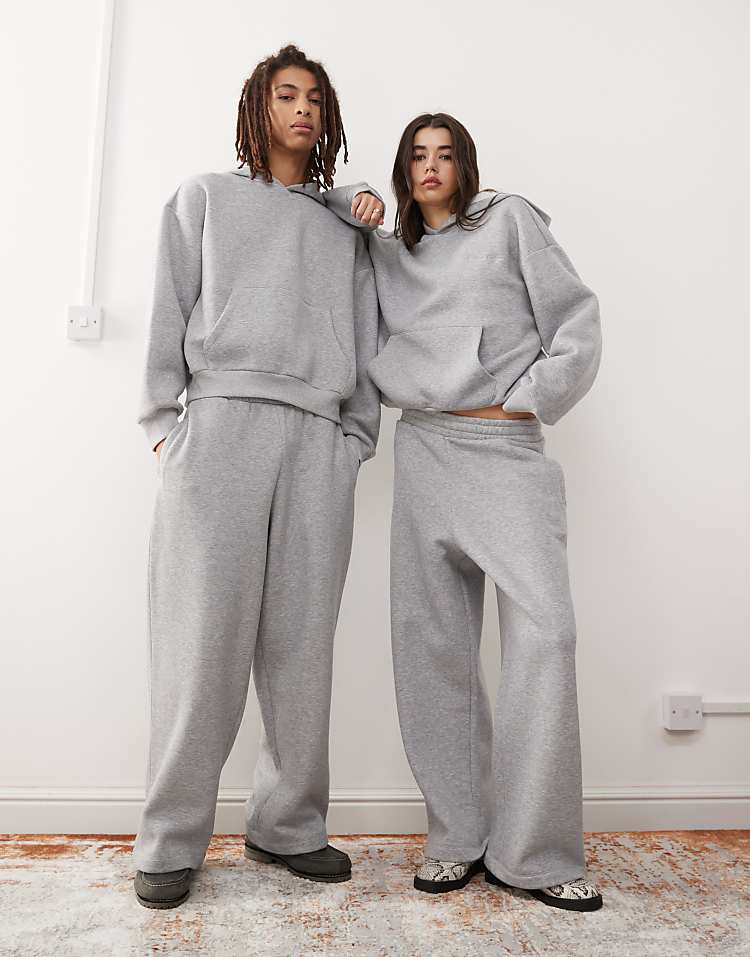 https://images.asos-media.com/products/reclaimed-vintage-unisex-heavyweight-wide-leg-jogger-co-ord-in-grey-marl/207622741-1-grey?$n_750w$&wid=750&fit=constrain