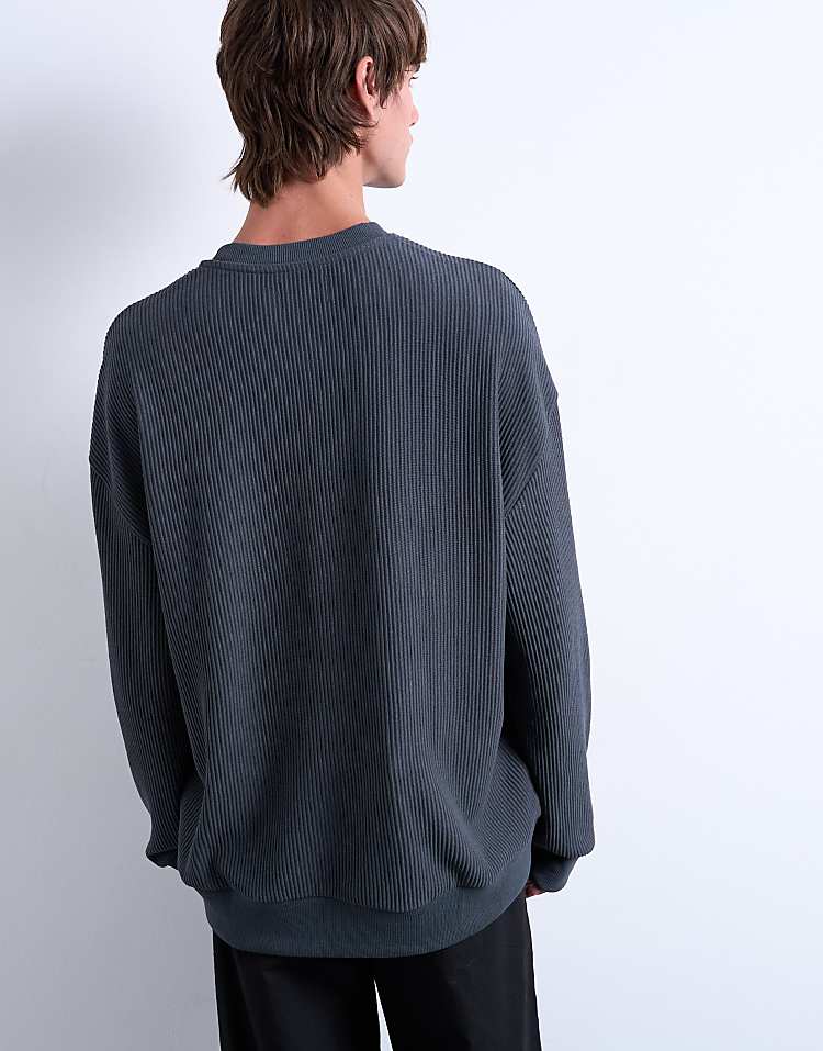 https://images.asos-media.com/products/topman-oversized-fit-ottoman-crew-sweatshirt-in-charcoal/208108137-5?$n_750w$&wid=750&fit=constrain