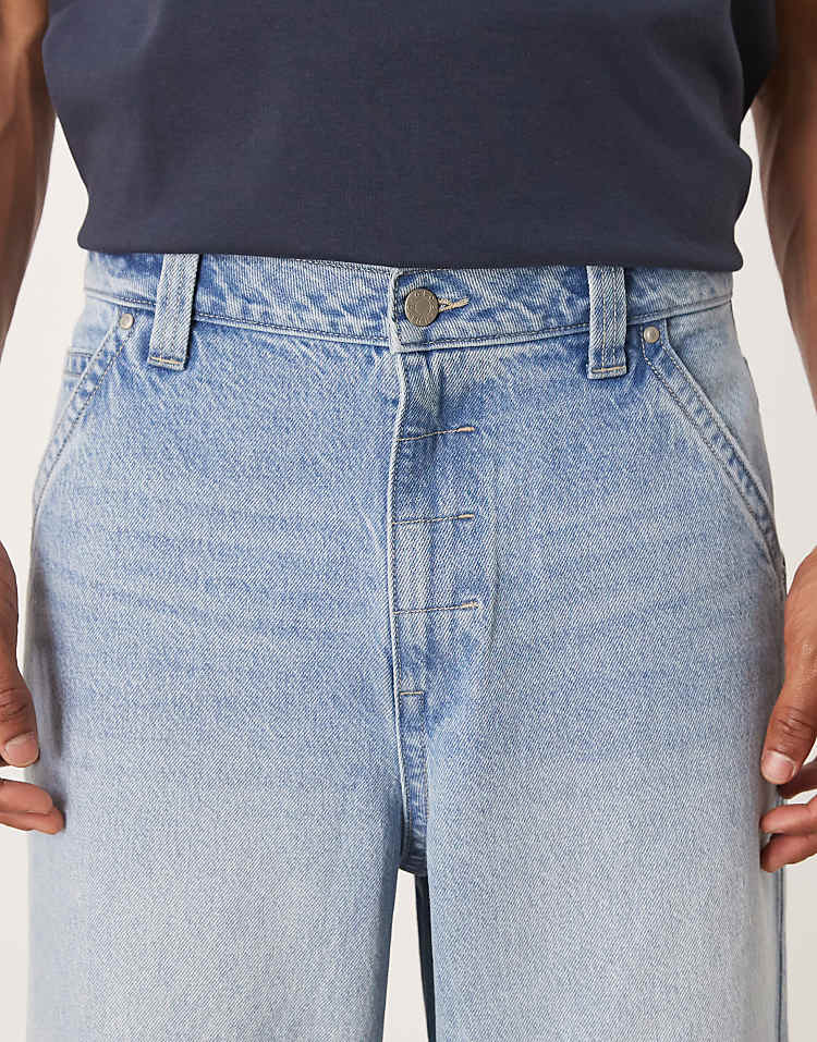 https://images.asos-media.com/products/asos-design-loose-jeans-in-light-wash-blue/208173660-2?$n_750w$&wid=750&fit=constrain
