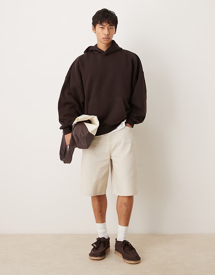 https://images.asos-media.com/products/asos-design-premium-heavyweight-extreme-oversized-hoodie-in-400gsm-in-brown/208330977-2?$n_750w$&wid=750&fit=constrain