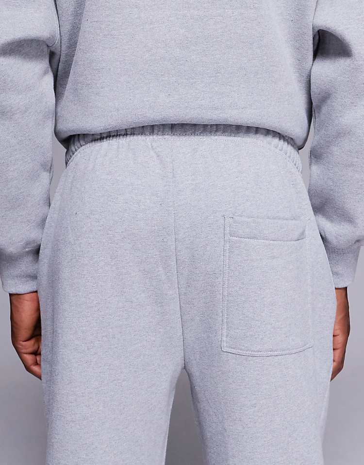 https://images.asos-media.com/products/asos-design-premium-heavyweight-straight-leg-joggers-in-400gsm-in-grey-marl/208442060-4?$n_750w$&wid=750&fit=constrain