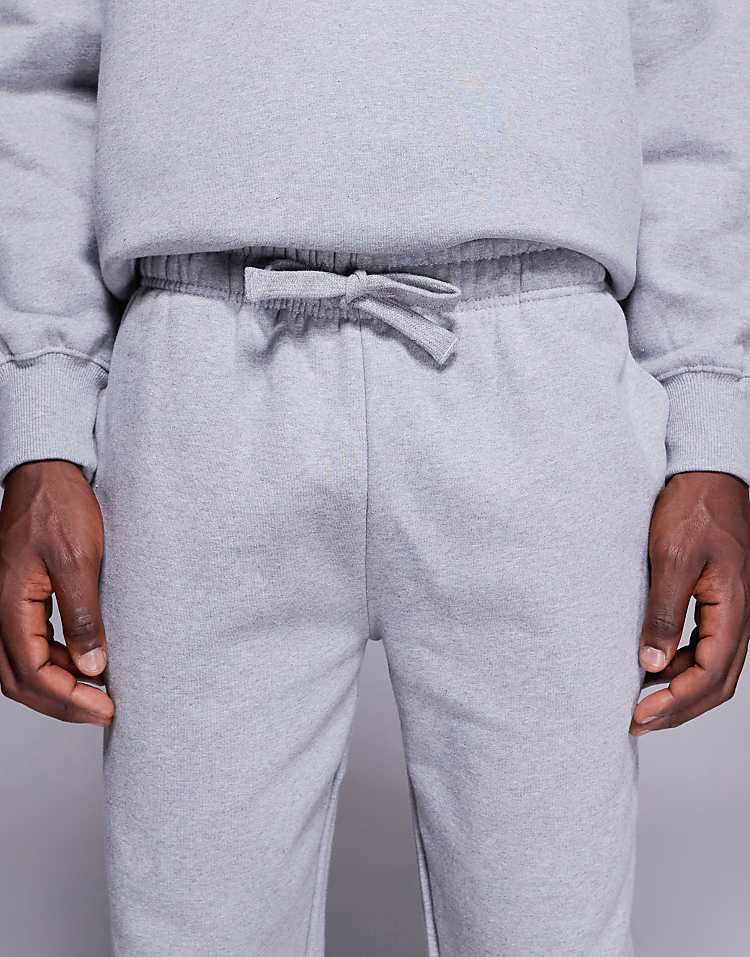 https://images.asos-media.com/products/asos-design-premium-heavyweight-straight-leg-joggers-in-400gsm-in-grey-marl/208442060-5?$n_750w$&wid=750&fit=constrain