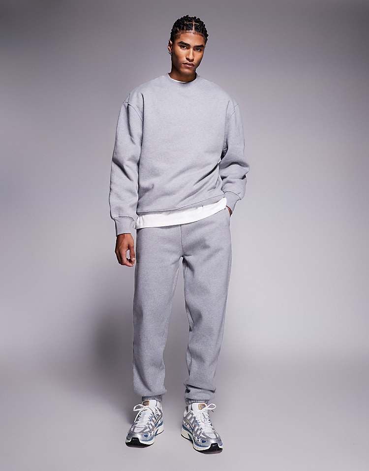https://images.asos-media.com/products/asos-design-premium-heavyweight-tapered-joggers-in-400gsm-in-grey-marl/208442083-2?$n_750w$&wid=750&fit=constrain
