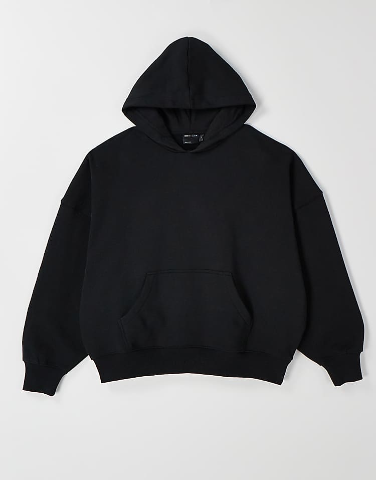 https://images.asos-media.com/products/asos-design-premium-heavyweight-oversized-hoodie-in-400gsm-in-black/208546883-6?$n_750w$&wid=750&fit=constrain