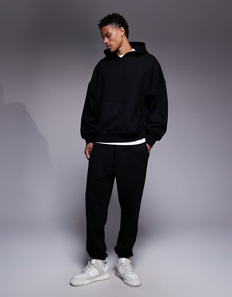 https://images.asos-media.com/products/asos-design-premium-heavyweight-extreme-oversized-hoodie-in-400gsm-black/208547412-2?$n_750w$&wid=750&fit=constrain