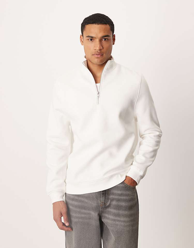 https://images.asos-media.com/products/asos-design-essentials-quarter-zip-sweatshirt-in-off-white/208549334-1-coconutmilk?$n_750w$&wid=750&fit=constrain