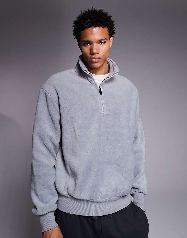 https://images.asos-media.com/products/asos-design-relaxed-funnel-neck-quarter-zip-fleece-sweatshirt-in-grey/208549847-1-ultimategray?$n_750w$&wid=750&fit=constrain