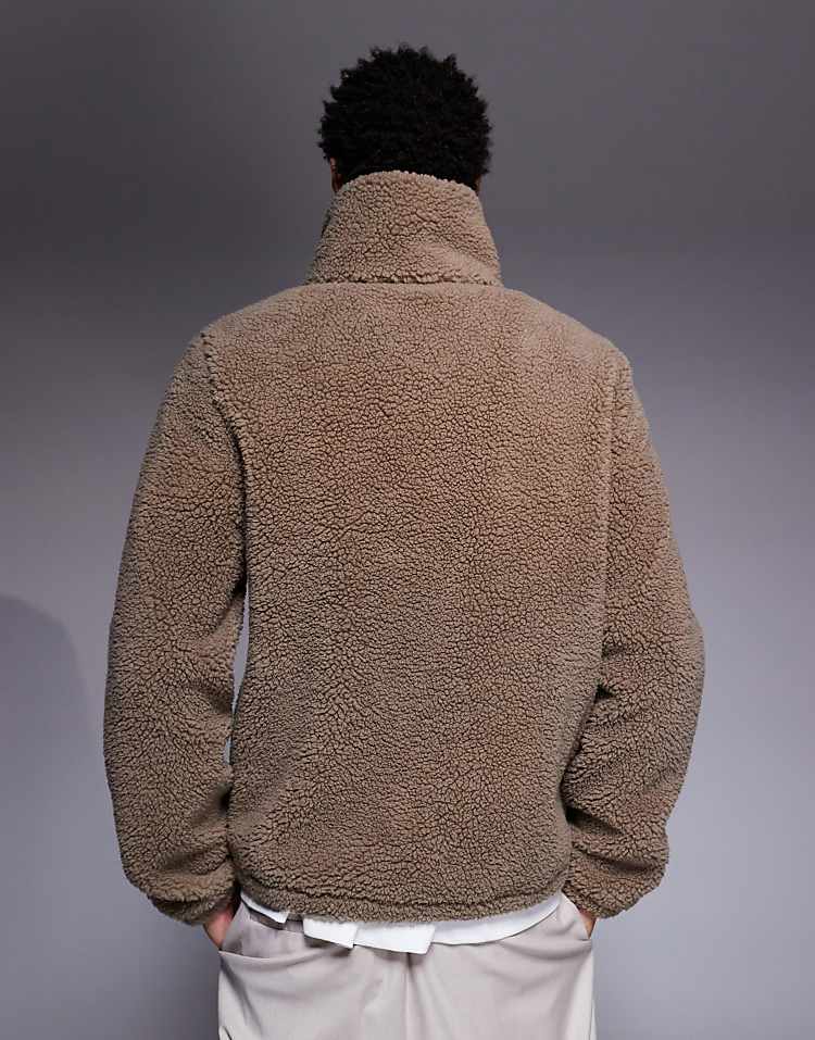 https://images.asos-media.com/products/asos-design-relaxed-funnel-neck-zip-through-borg-sweatshirt-in-beige/208550463-3?$n_750w$&wid=750&fit=constrain