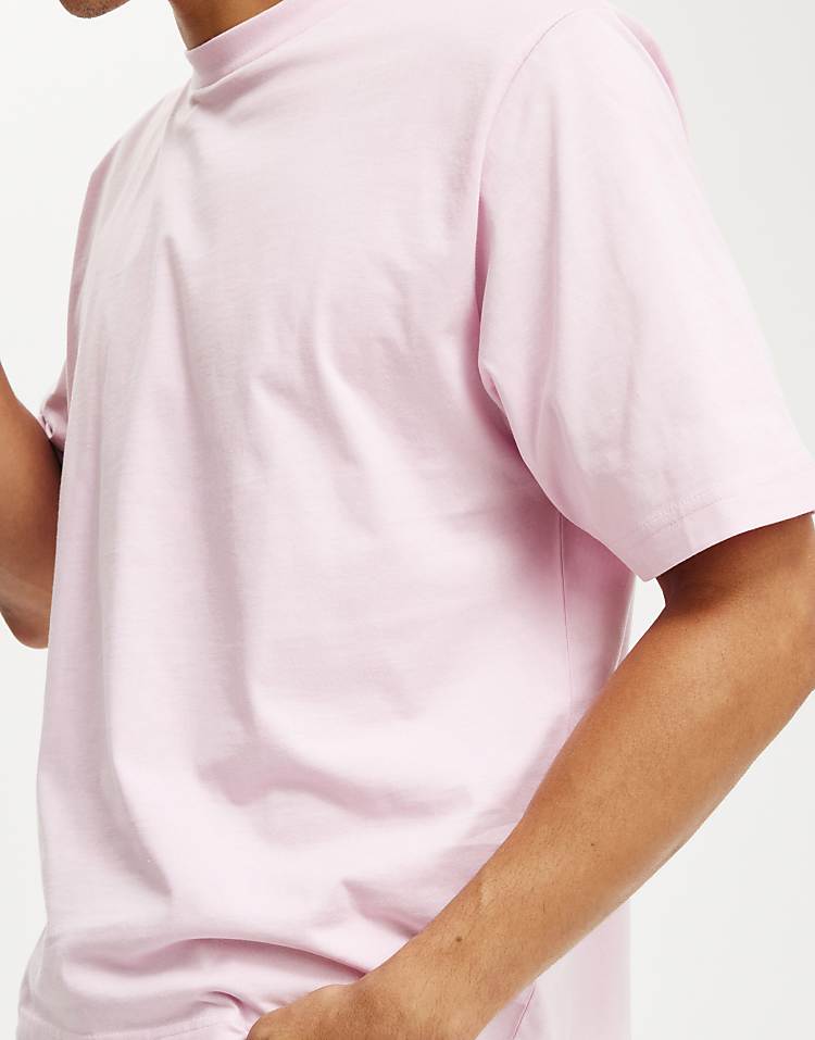 https://images.asos-media.com/products/cotton-on-cropped-fit-t-shirt-in-pink/208599100-2?$n_750w$&wid=750&fit=constrain