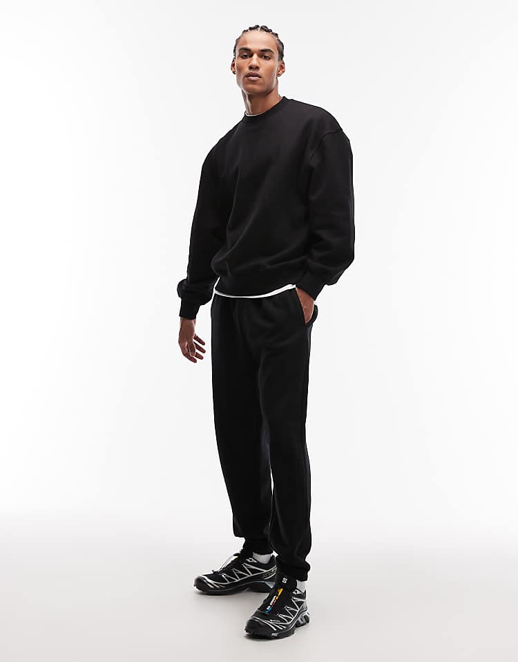 https://images.asos-media.com/products/asos-design-premium-heavyweight-oversized-sweatshirt-400gsm-in-black/208694103-2?$n_750w$&wid=750&fit=constrain