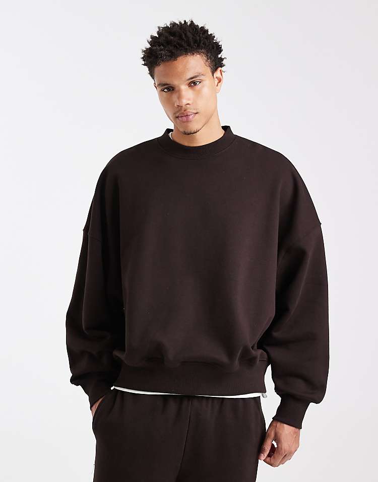 https://images.asos-media.com/products/asos-design-premium-heavyweight-extreme-oversized-sweatshirt-in-400gsm-brown/208694104-1-mole?$n_750w$&wid=750&fit=constrain
