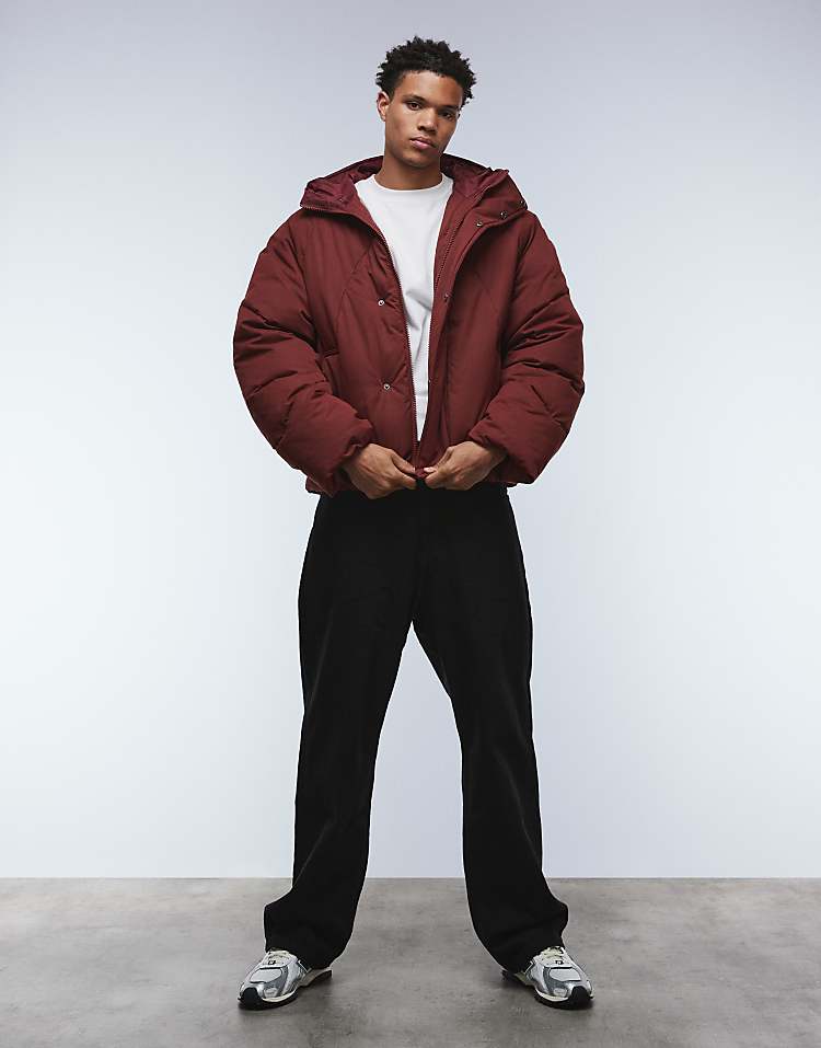 https://images.asos-media.com/products/asos-design-oversized-hooded-puffer-jacket-in-red/208759521-2?$n_750w$&wid=750&fit=constrain