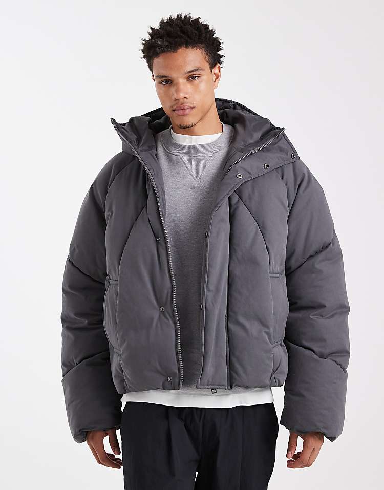 https://images.asos-media.com/products/asos-design-oversized-hooded-puffer-jacket-in-grey/208759647-1-grey?$n_750w$&wid=750&fit=constrain