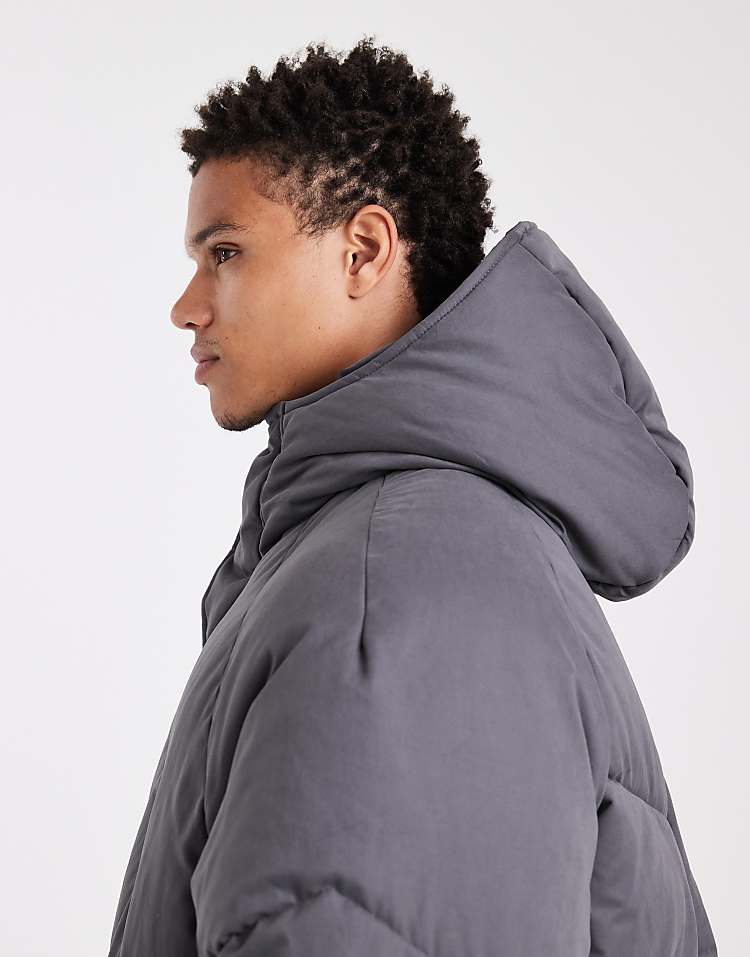 https://images.asos-media.com/products/asos-design-oversized-hooded-puffer-jacket-in-grey/208759647-4?$n_750w$&wid=750&fit=constrain