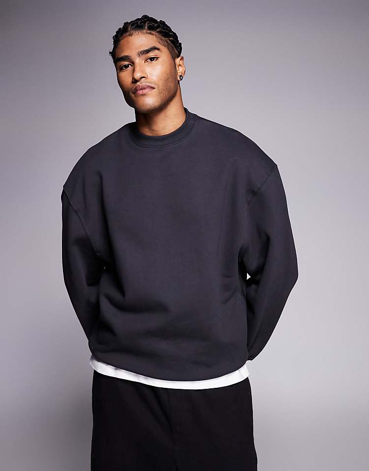 https://images.asos-media.com/products/asos-design-premium-heavyweight-oversized-sweatshirt-400gsm-in-charcoal/208784670-1-obsidian?$n_750w$&wid=750&fit=constrain