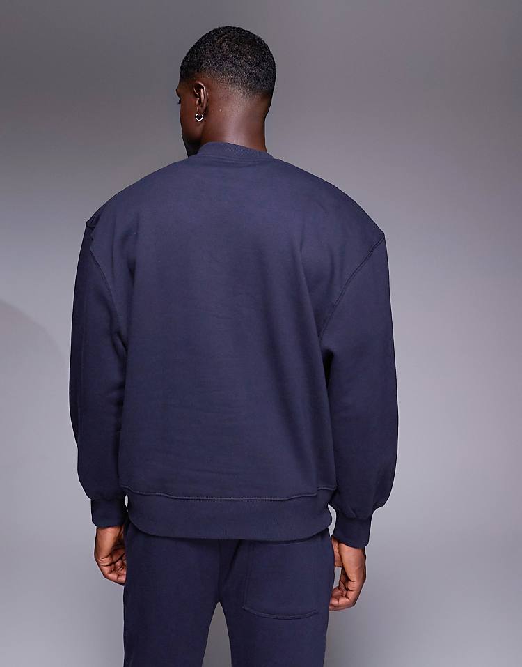 https://images.asos-media.com/products/asos-design-premium-heavyweight-oversized-sweatshirt-in-400-gsm-navy/208784733-3?$n_750w$&wid=750&fit=constrain