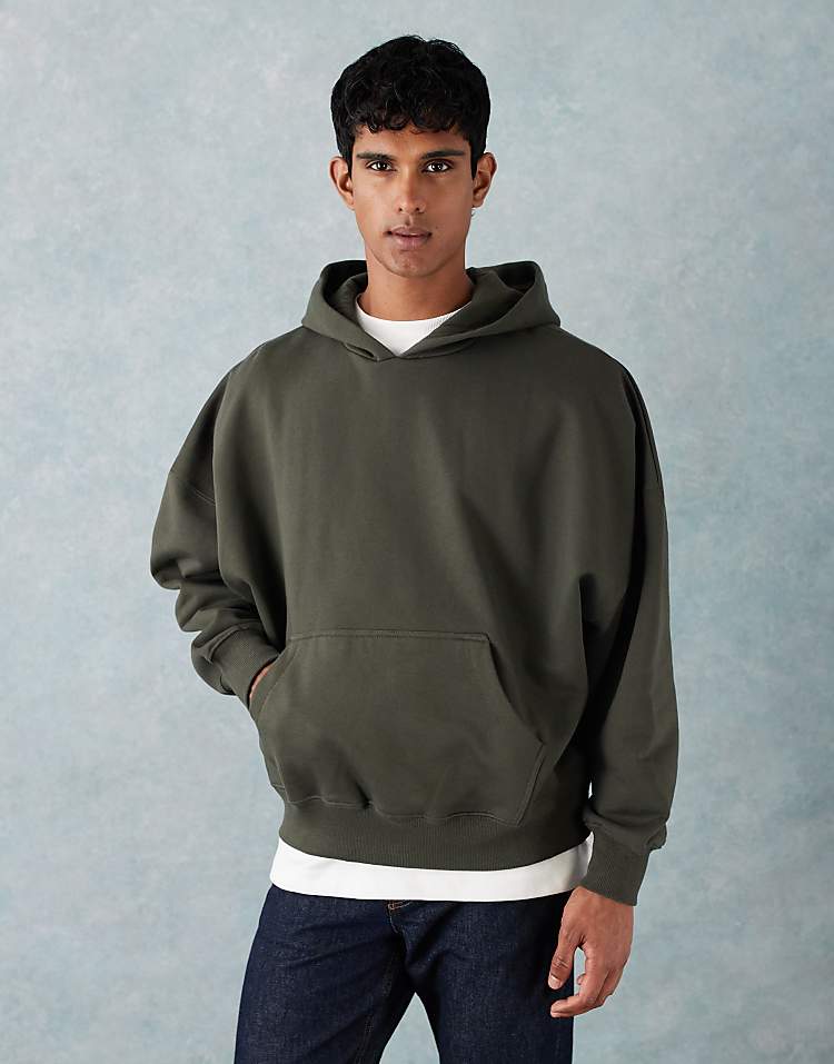 https://images.asos-media.com/products/asos-design-premium-heavyweight-extreme-oversized-hoodie-in-400gsm-khaki/208784771-1-elegance?$n_750w$&wid=750&fit=constrain