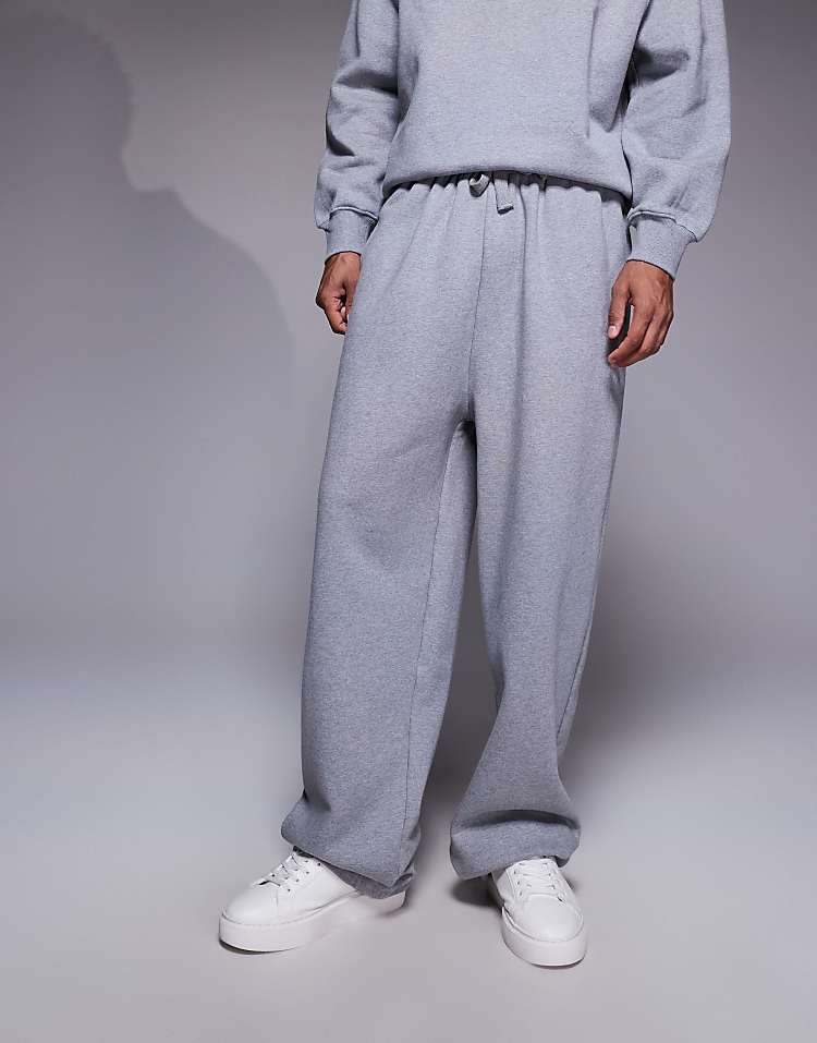 https://images.asos-media.com/products/asos-design-premium-heavyweight-wide-leg-joggers-in-400gsm-grey-marl/208784772-2?$n_750w$&wid=750&fit=constrain