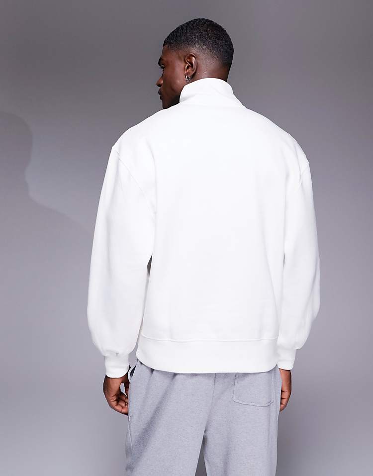 https://images.asos-media.com/products/asos-design-premium-heavyweight-oversized-quarter-zip-400gsm-in-off-white/208784811-3?$n_750w$&wid=750&fit=constrain