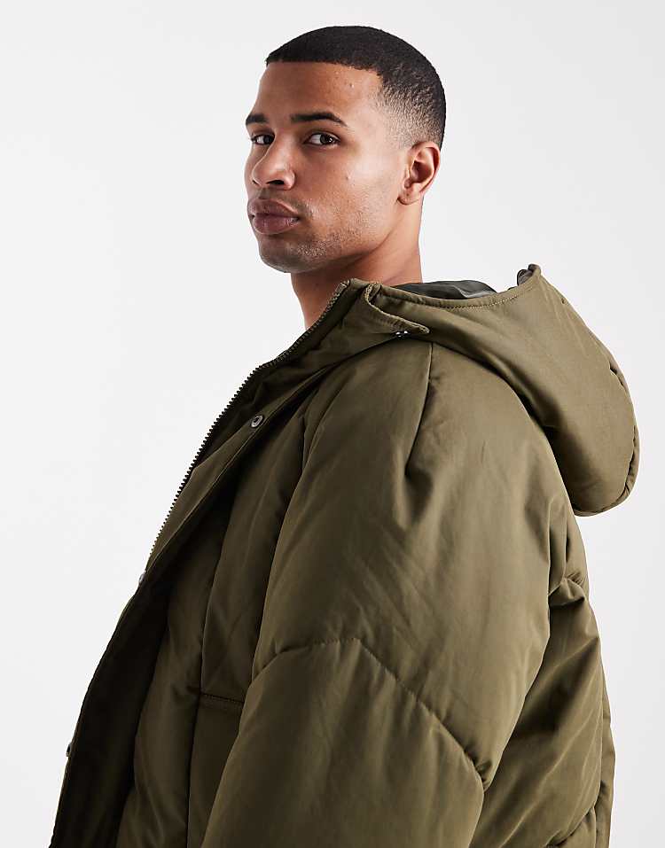 https://images.asos-media.com/products/asos-design-oversized-puffer-jacket-in-green/208841917-4?$n_750w$&wid=750&fit=constrain