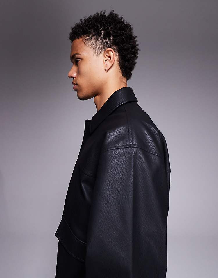 https://images.asos-media.com/products/asos-design-bomber-jacket-in-faux-leather-in-black/208887038-4?$n_750w$&wid=750&fit=constrain