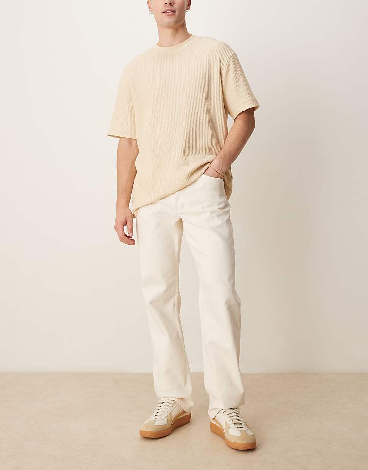https://images.asos-media.com/products/scalpers-regular-jeans-in-off-white/208919111-1-offwhite?$n_750w$&wid=750&fit=constrain
