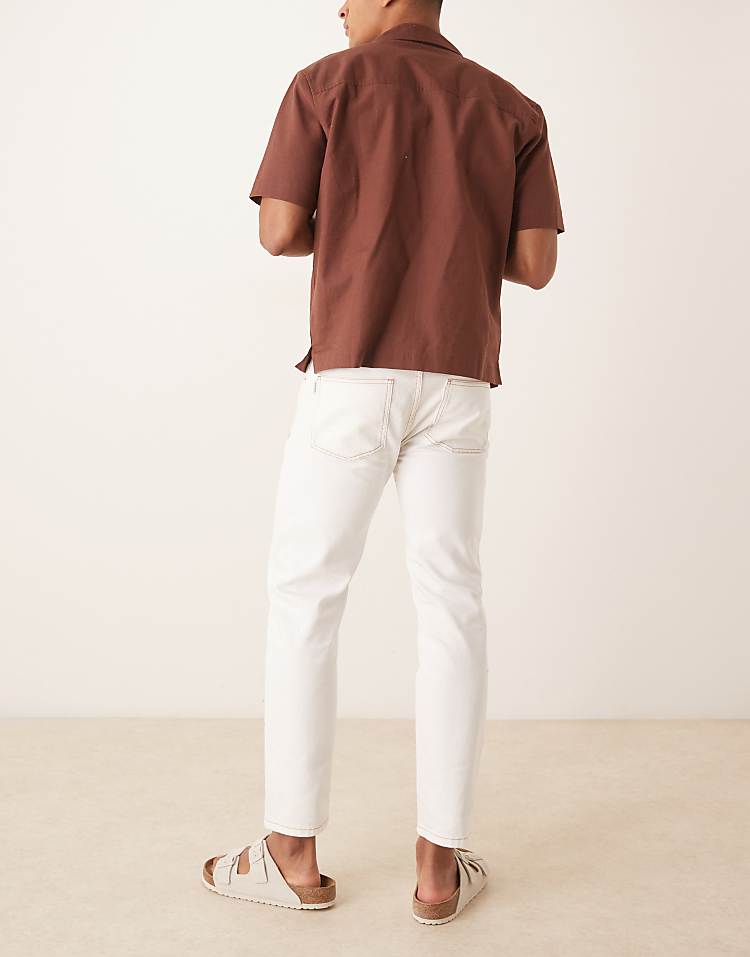 https://images.asos-media.com/products/scalpers-cropped-jeans-in-cream/208919791-2?$n_750w$&wid=750&fit=constrain