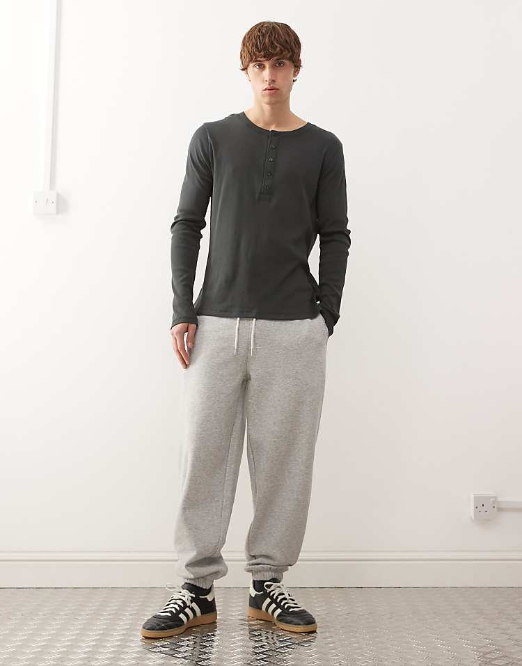 https://images.asos-media.com/products/collusion-grey-marl-cuffed-jogger/208939828-2?$n_750w$&wid=750&fit=constrain