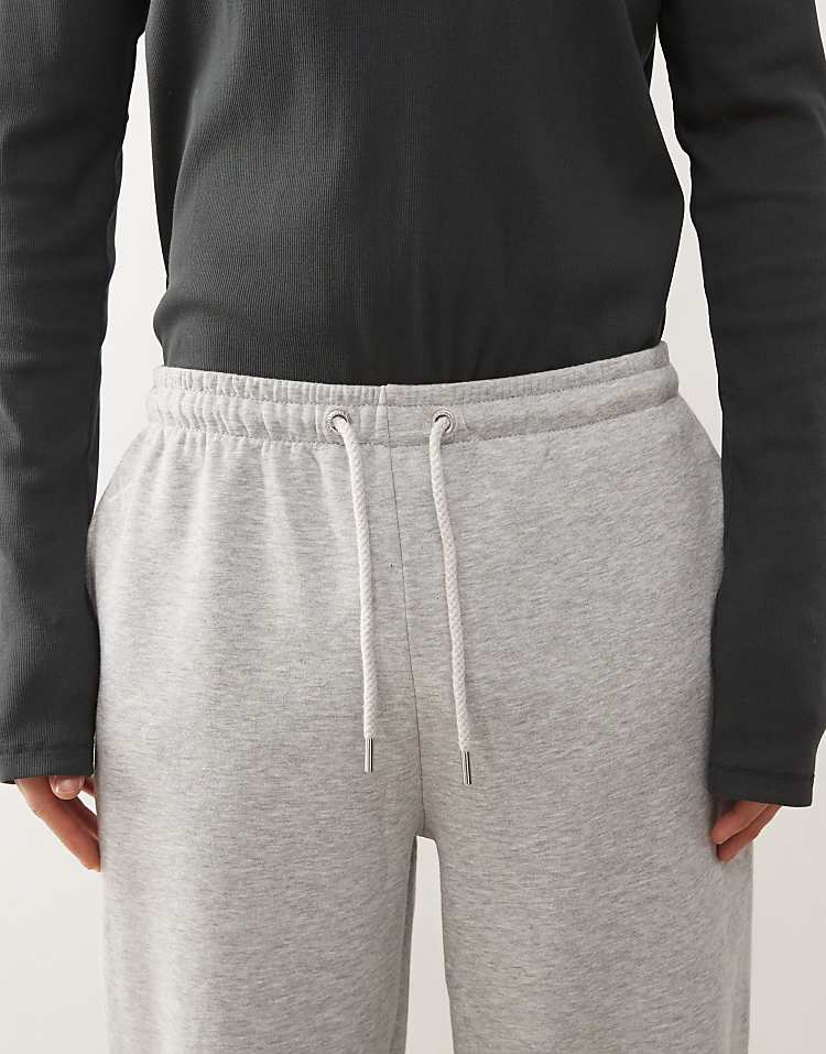 https://images.asos-media.com/products/collusion-grey-marl-cuffed-jogger/208939828-5?$n_750w$&wid=750&fit=constrain