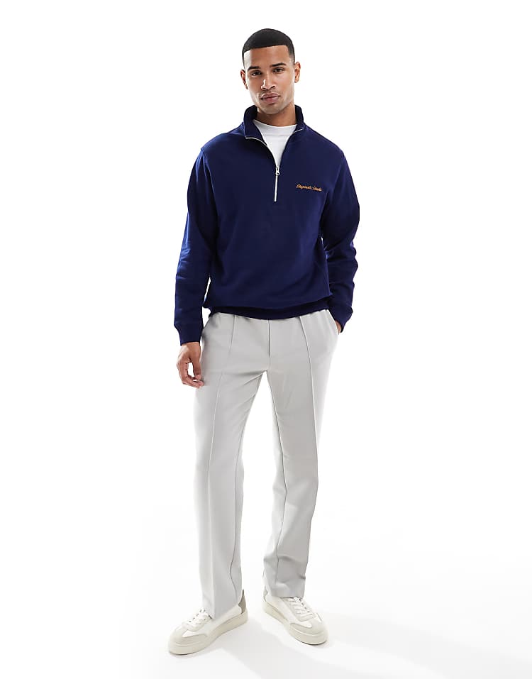 https://images.asos-media.com/products/jack-jones-relaxed-quarter-zip-sweatshirt-in-navy/208948800-2?$n_750w$&wid=750&fit=constrain
