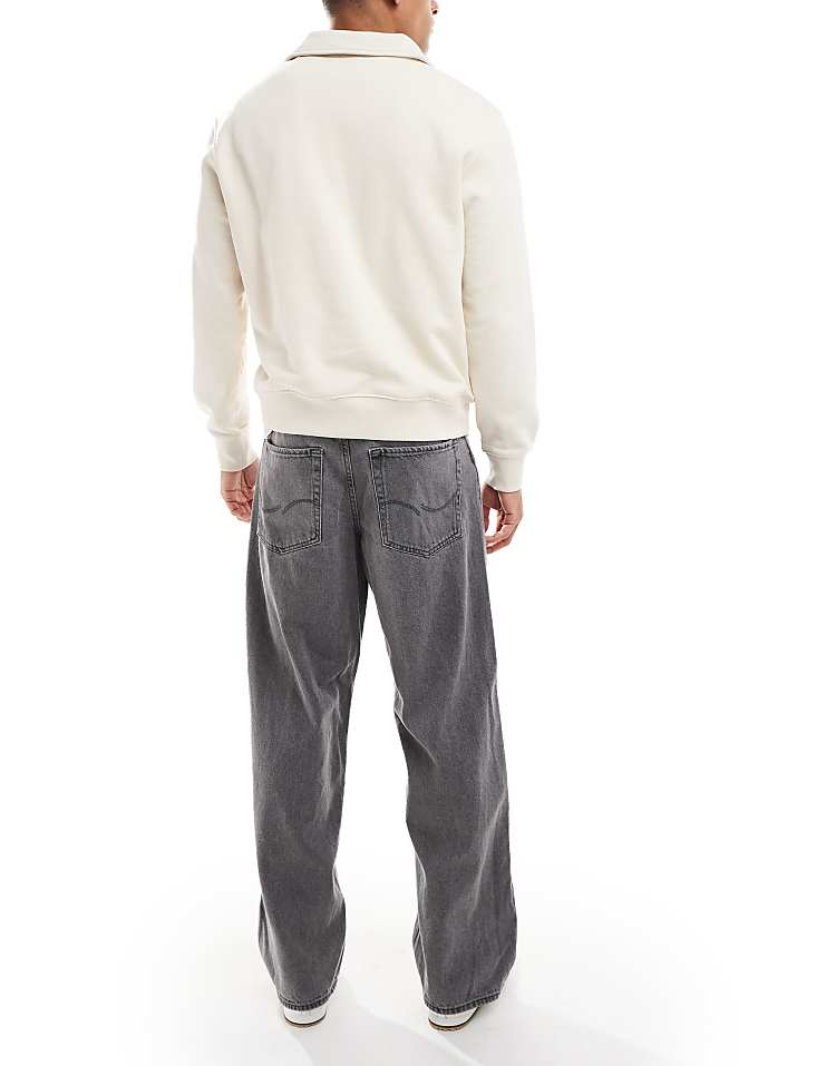 https://images.asos-media.com/products/jack-jones-dave-super-baggy-jeans-in-grey/208949294-2?$n_750w$&wid=750&fit=constrain