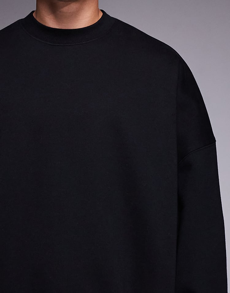 https://images.asos-media.com/products/asos-design-premium-heavyweight-extreme-oversized-sweatshirt-in-400gsm-black/208950820-5?$n_750w$&wid=750&fit=constrain