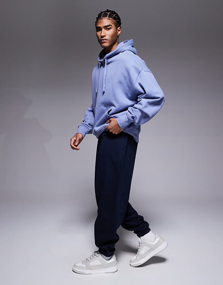 https://images.asos-media.com/products/asos-design-oversized-joggers-in-navy/209009367-3?$n_750w$&wid=750&fit=constrain