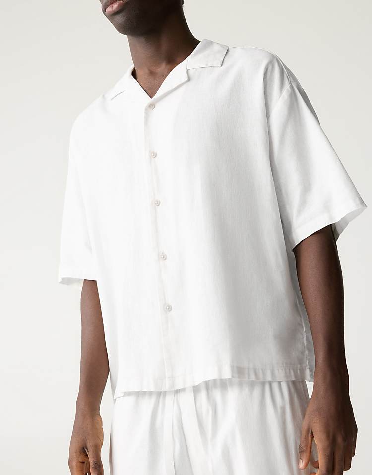 https://images.asos-media.com/products/pullbear-linen-blend-short-sleeve-shirt-in-off-white/209161749-3?$n_750w$&wid=750&fit=constrain