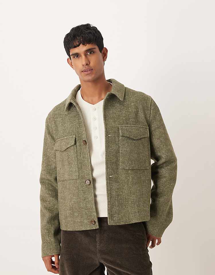 https://images.asos-media.com/products/asos-design-harrington-jacket-with-patch-pockets-in-green/209248889-1-green?$n_750w$&wid=750&fit=constrain