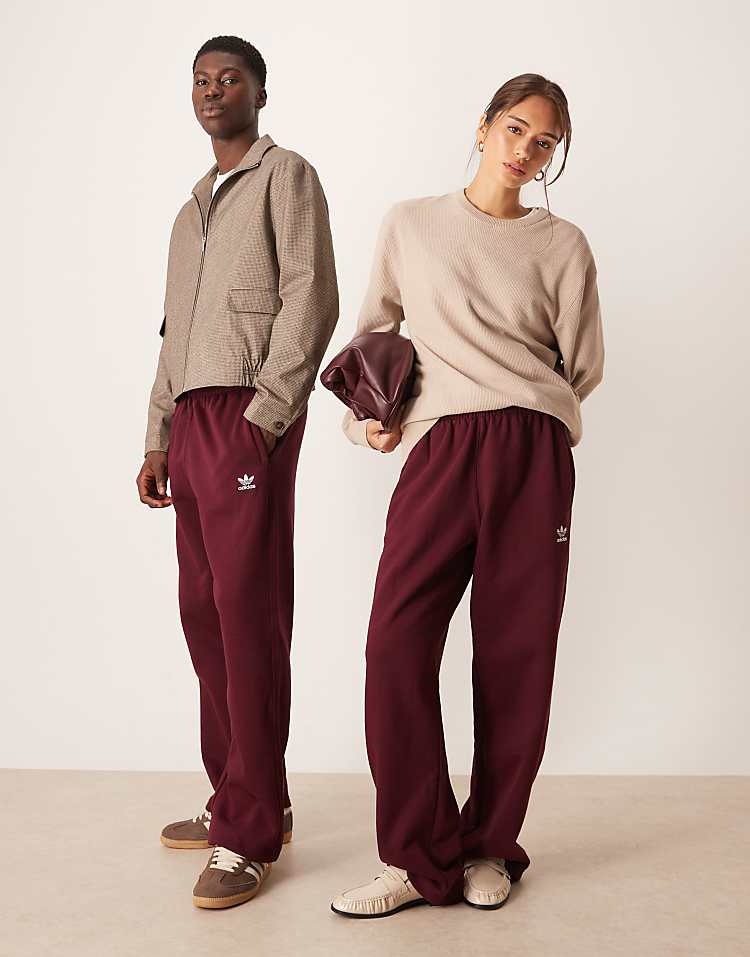 https://images.asos-media.com/products/adidas-originals-essential-open-hem-joggers-in-burgundy/209250520-4?$n_750w$&wid=750&fit=constrain