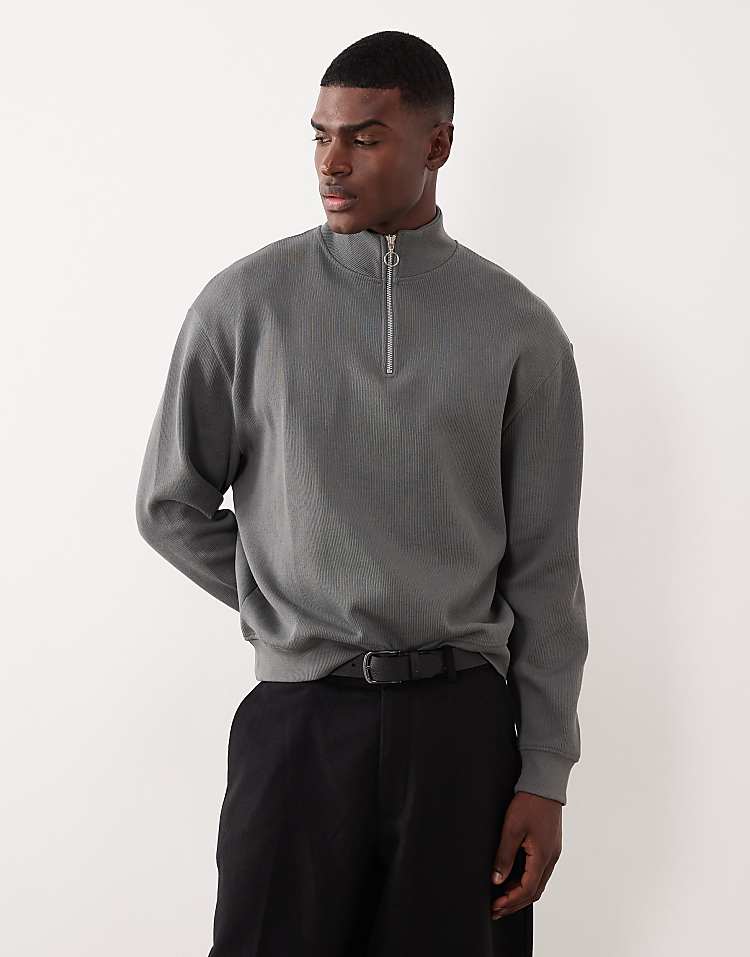 https://images.asos-media.com/products/asos-design-relaxed-quarter-zip-sweatshirt-in-charcoal/209251002-1-charcoal?$n_750w$&wid=750&fit=constrain