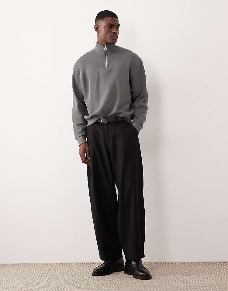 https://images.asos-media.com/products/asos-design-relaxed-quarter-zip-sweatshirt-in-charcoal/209251002-2?$n_750w$&wid=750&fit=constrain