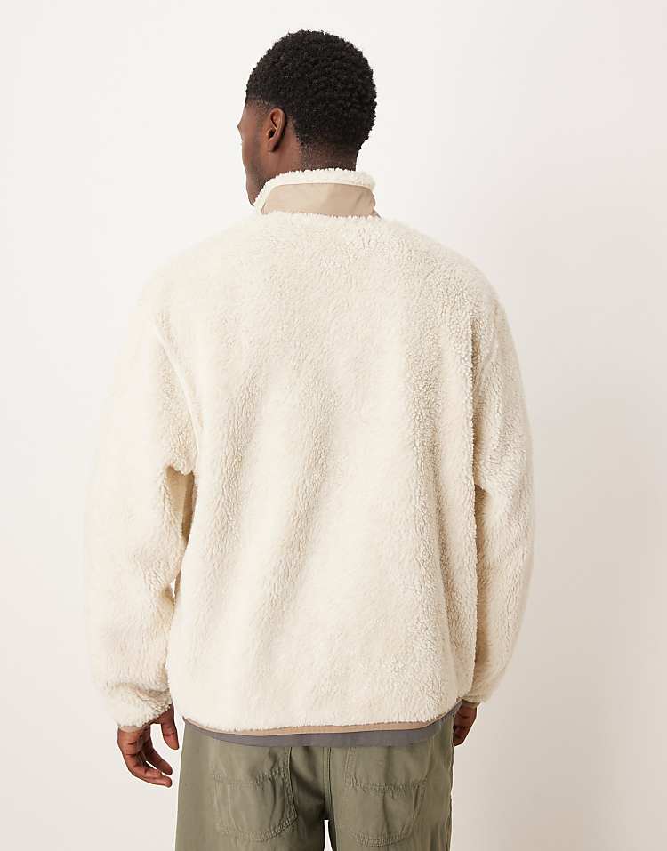 https://images.asos-media.com/products/asos-design-relaxed-borg-zip-through-in-off-white-cream/209267127-3?$n_750w$&wid=750&fit=constrain