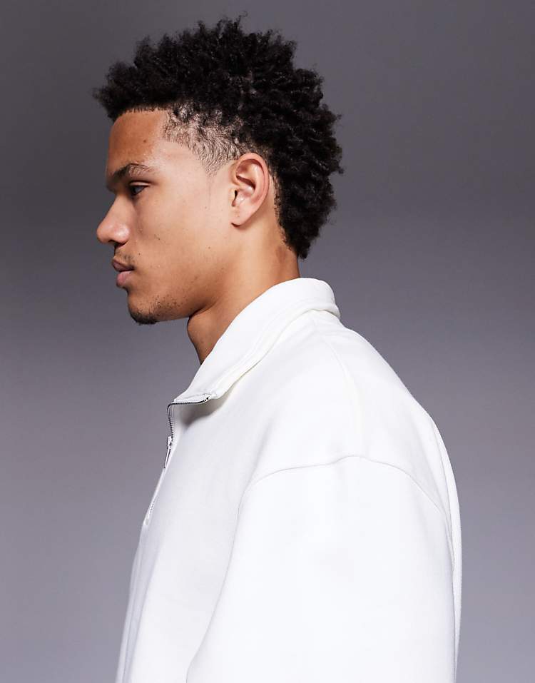 https://images.asos-media.com/products/asos-design-premium-heavyweight-oversized-quarter-zip-sweatshirt-in-400-gsm-off-white/209284489-4?$n_750w$&wid=750&fit=constrain