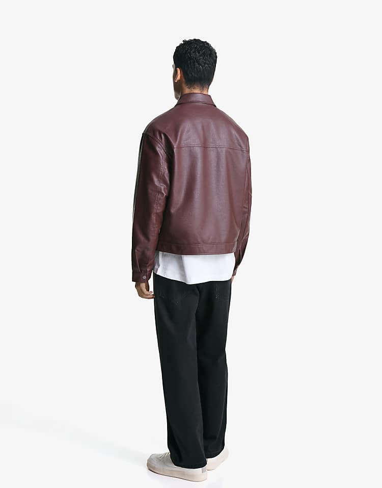 https://images.asos-media.com/products/bershka-boxy-fit-faux-leather-jacket-in-burgundy/209317612-3?$n_750w$&wid=750&fit=constrain