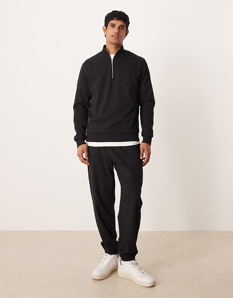 https://images.asos-media.com/products/asos-design-co-ord-breathemax-tapered-joggers-in-black/209331052-2?$n_750w$&wid=750&fit=constrain