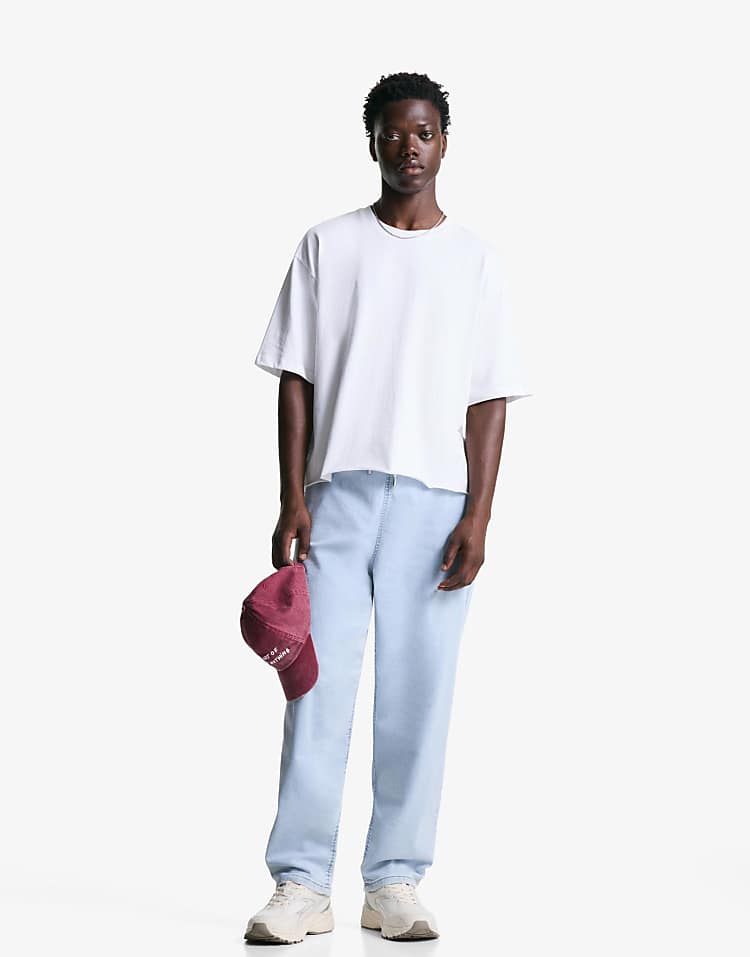 https://images.asos-media.com/products/bershka-jogger-jeans-in-light-bue/209424961-1-lightbue?$n_750w$&wid=750&fit=constrain