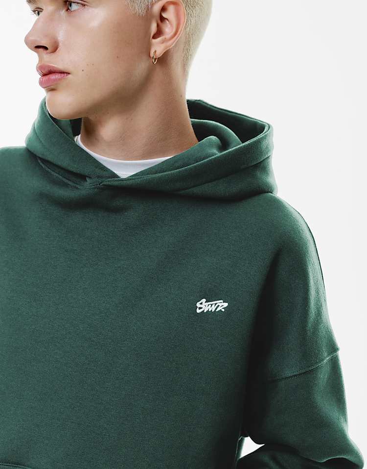 https://images.asos-media.com/products/pullbear-stwd-embroidered-logo-hoodie-in-green/209468839-3?$n_750w$&wid=750&fit=constrain
