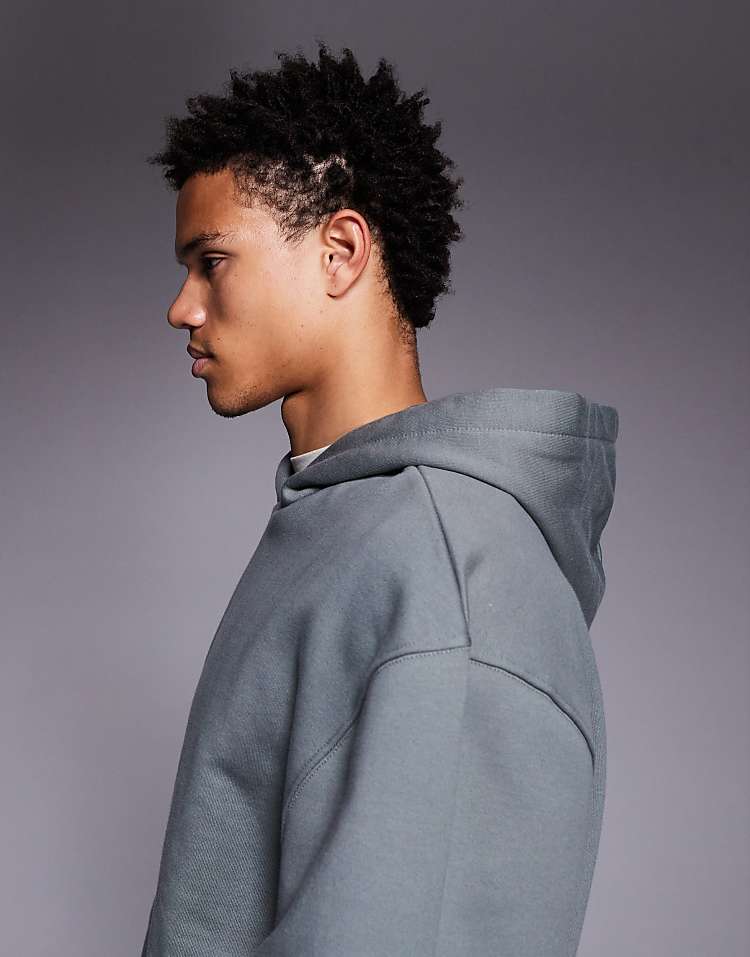 https://images.asos-media.com/products/asos-design-premium-heavyweight-oversized-hoodie-400gsm-in-green/209473347-4?$n_750w$&wid=750&fit=constrain