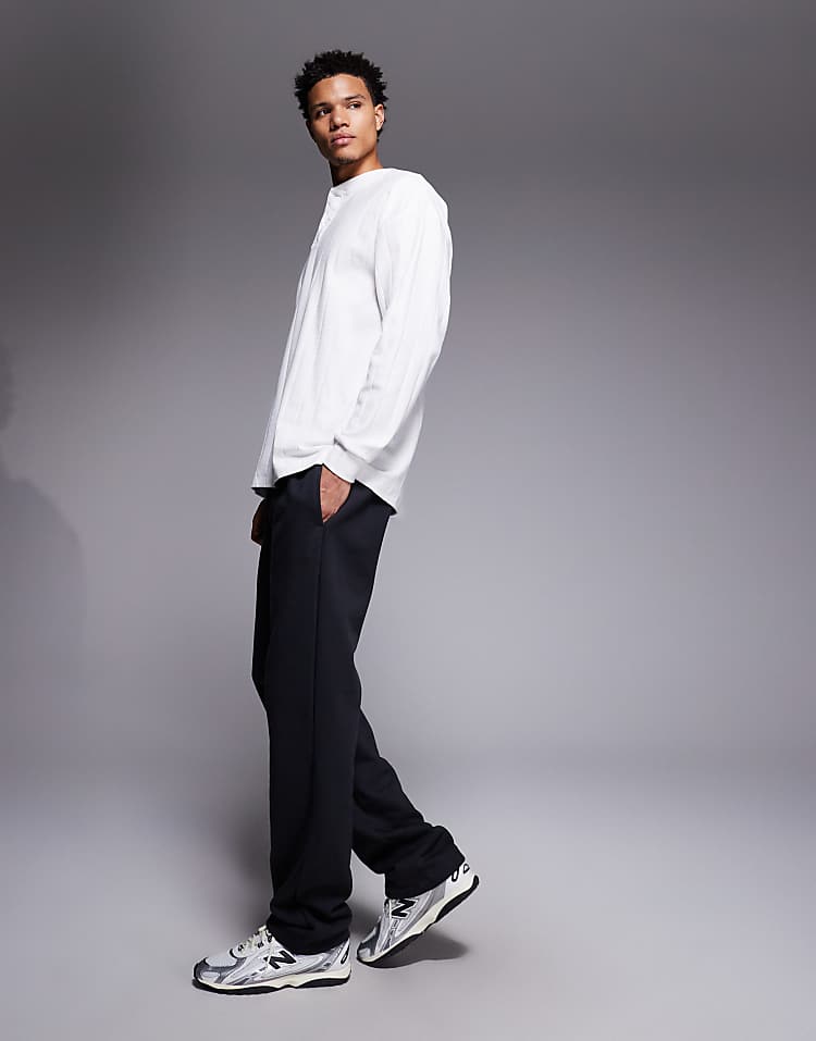 https://images.asos-media.com/products/asos-design-premium-heavyweight-straight-leg-jogger-in-400gsm-in-charcoal/209488986-3?$n_750w$&wid=750&fit=constrain